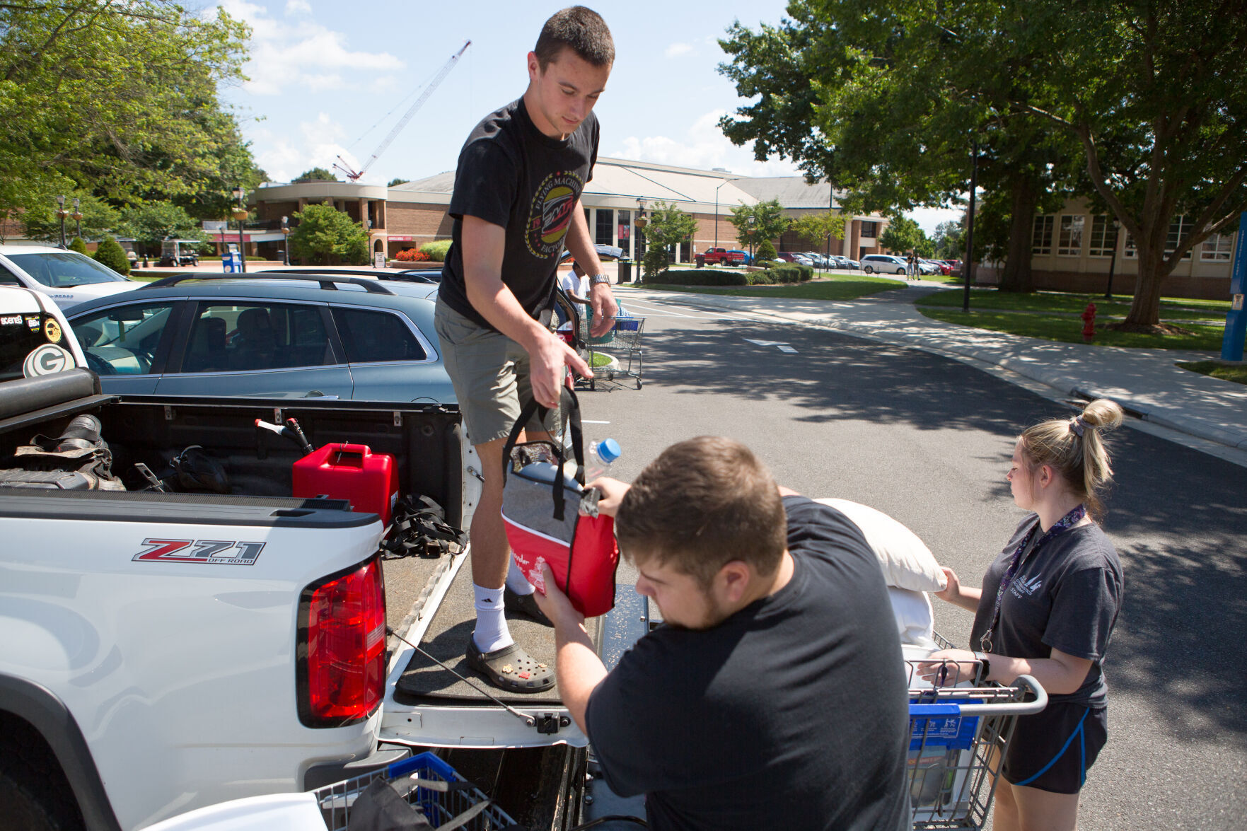 082122-roa-news-radfordmovein-02